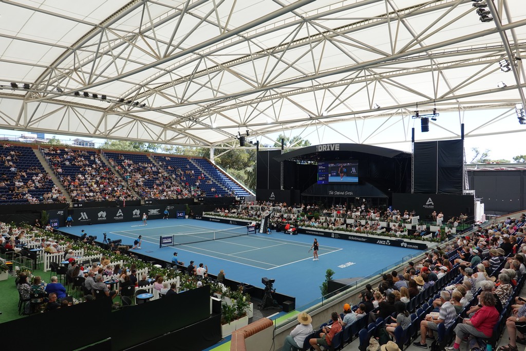 Ostapenko vs. Fręch