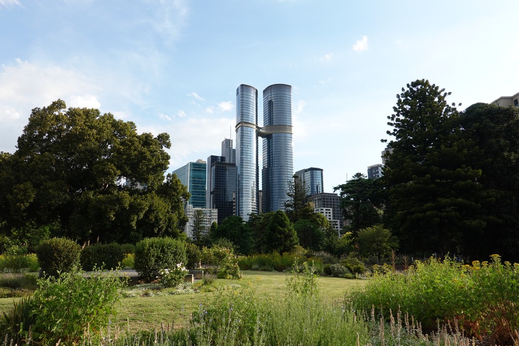 Melbourne: Sapphire by the Gardens (View from Carlton Gardens)