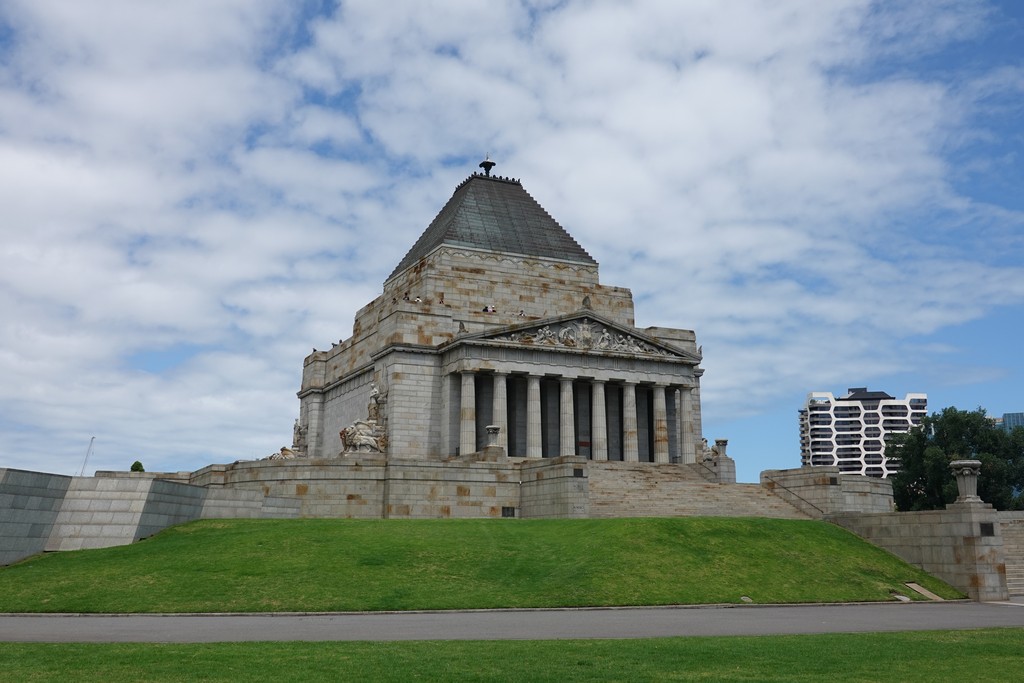 Melbourne: Shrine of Remembrance