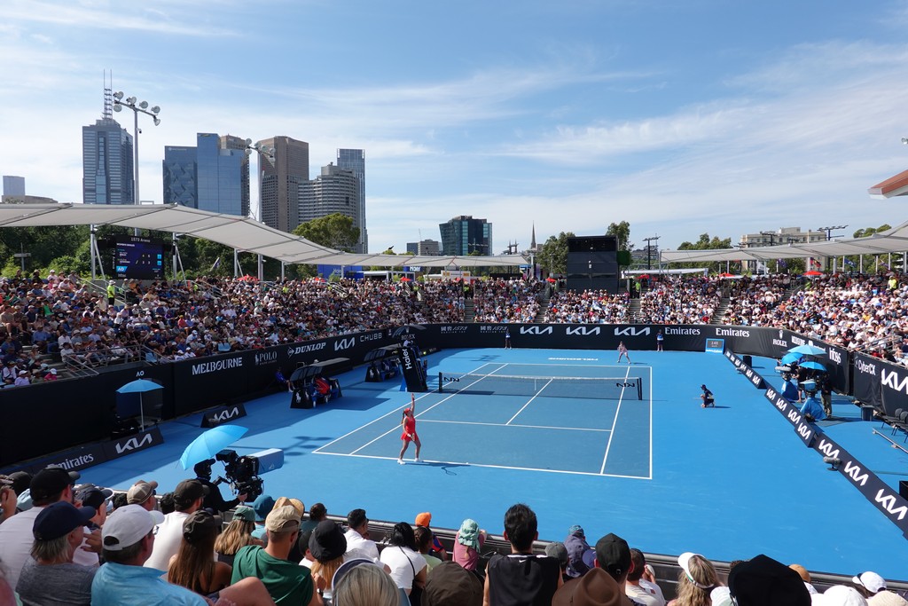 Bencic vs. Ostapenko