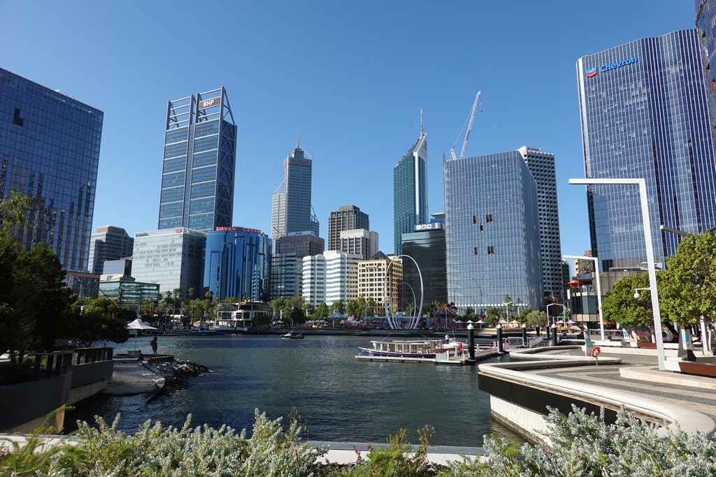 Perth: Elizabeth Quay