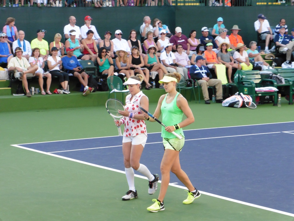 Šafářová/Mattek-Sands vs. Larsson/Bertens