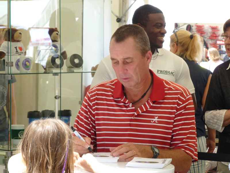 Lendl Autograph Session