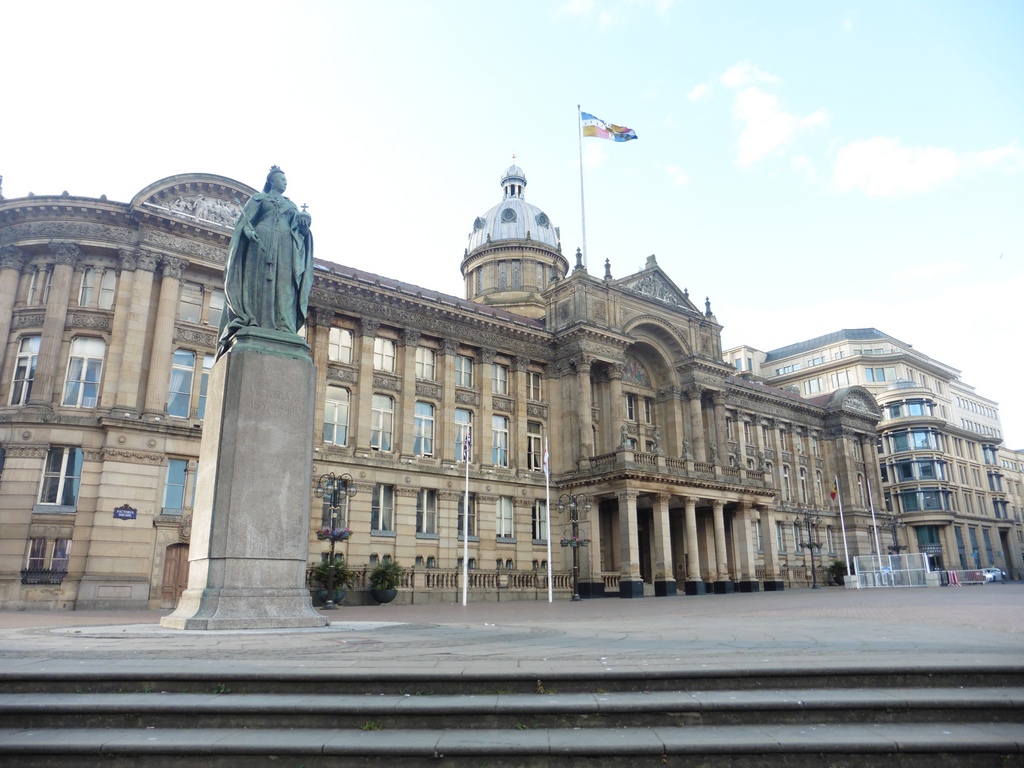 Birmingham: Victoria Square / City Council House