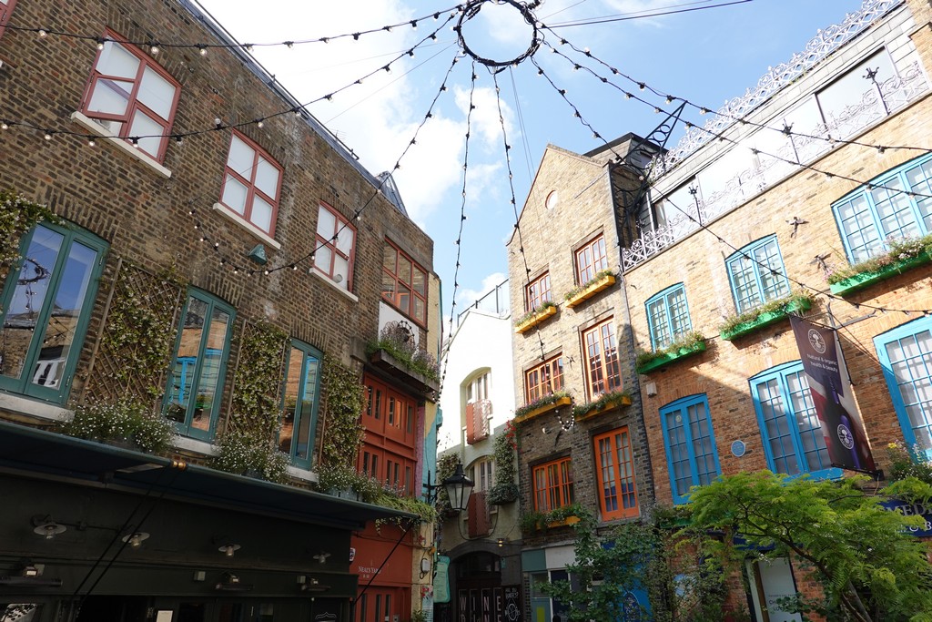 London: Neal's Yard