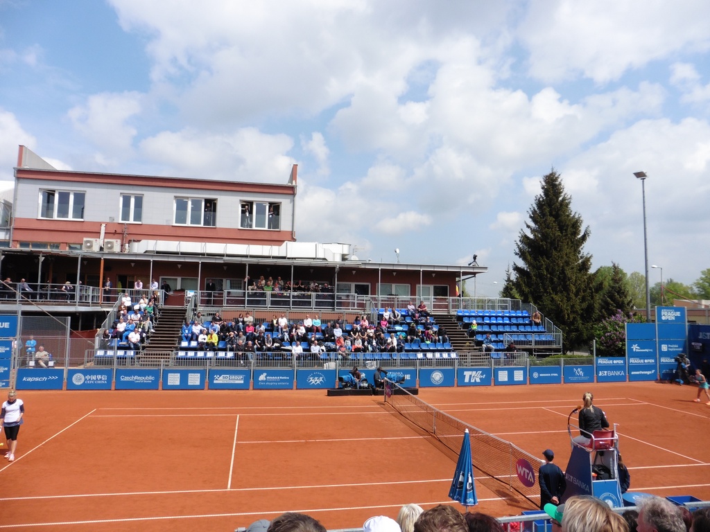 Strýcová vs. Siniaková